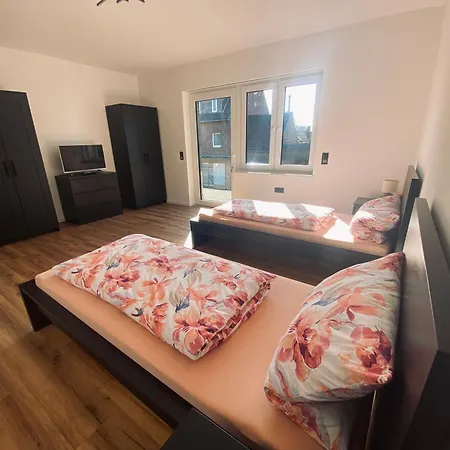 Montihaus Gaeste & Monteurzimmer *